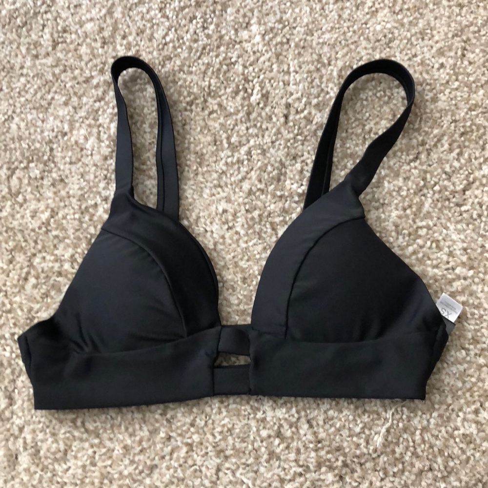 Black bikini top